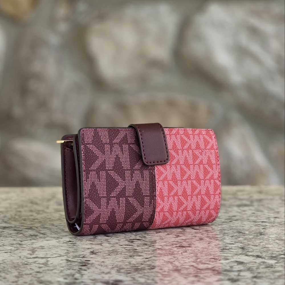 Michael Kors Jet Set Color-Block Medium Wallet - Picture 2 of 6